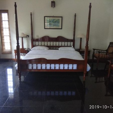 Villa Serena Bangalore Eksteriør billede