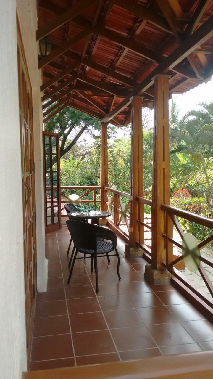 Villa Serena Bangalore Eksteriør billede