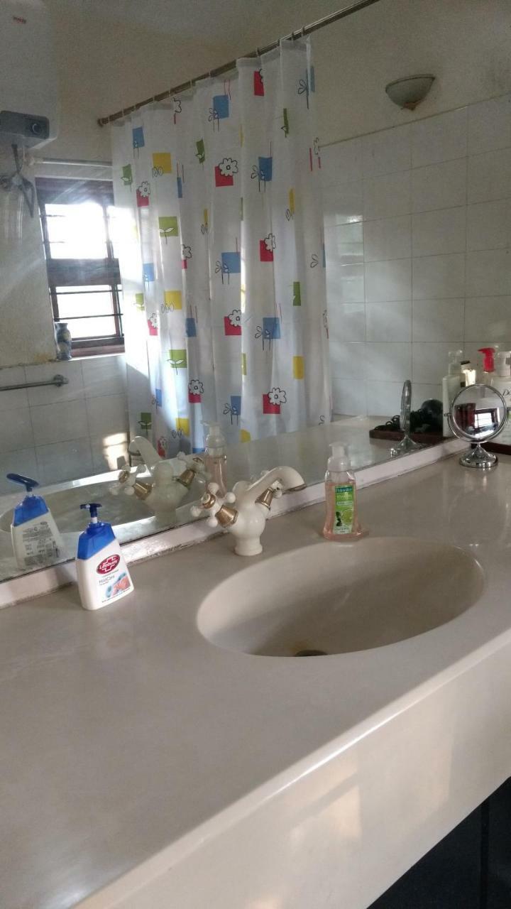 Villa Serena Bangalore Eksteriør billede