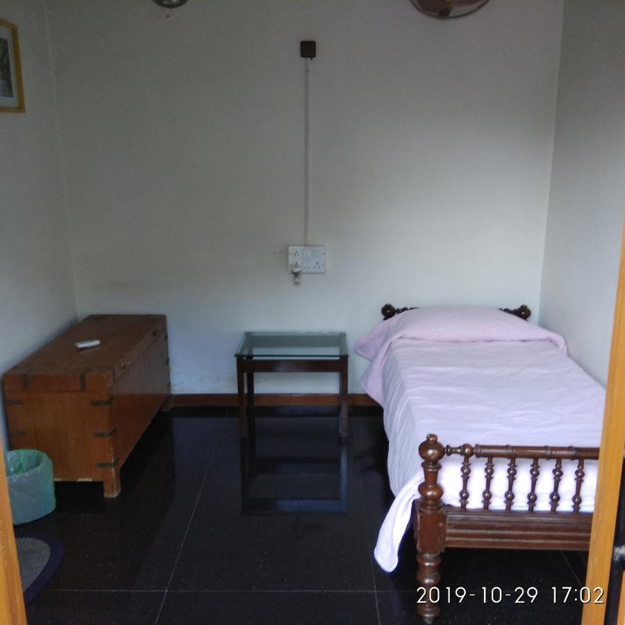 Villa Serena Bangalore Eksteriør billede