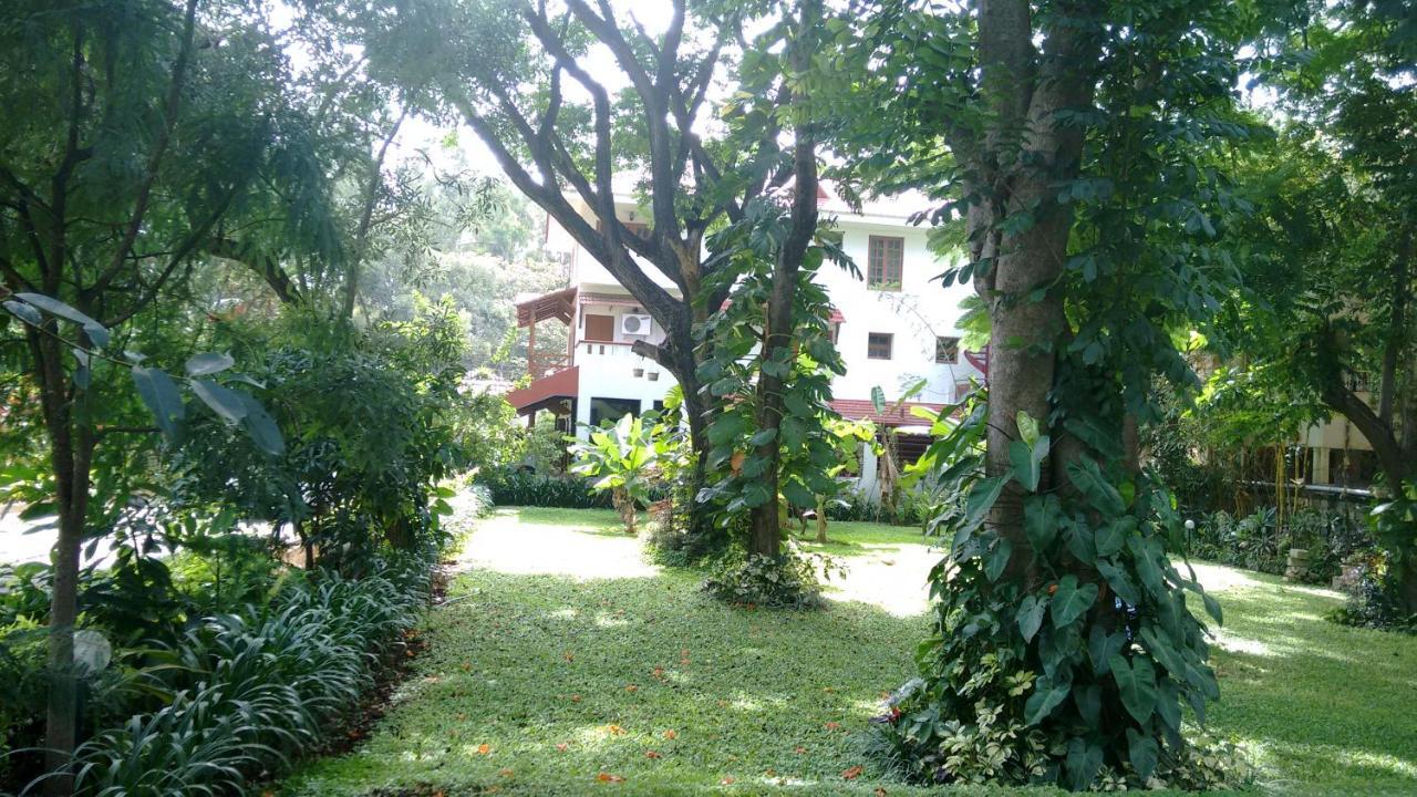 Villa Serena Bangalore Eksteriør billede